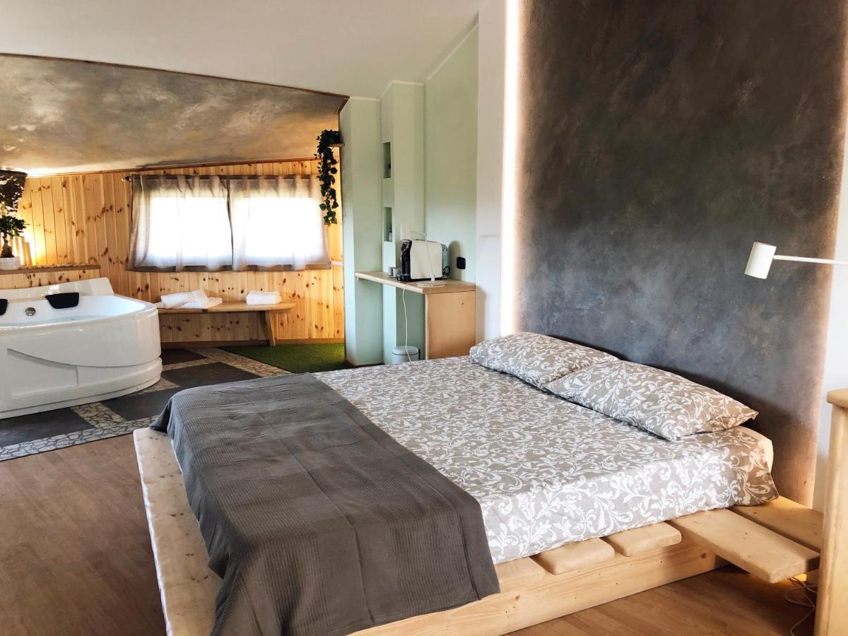 Rent Room Wood Ангвиллара-Сабация Экстерьер фото